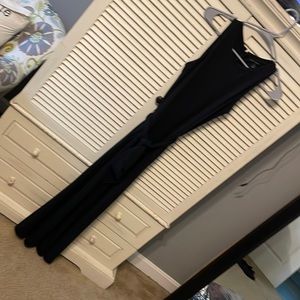 Wide leg jump suit. Zipper back with belt. Banana Republic. Worn twice.